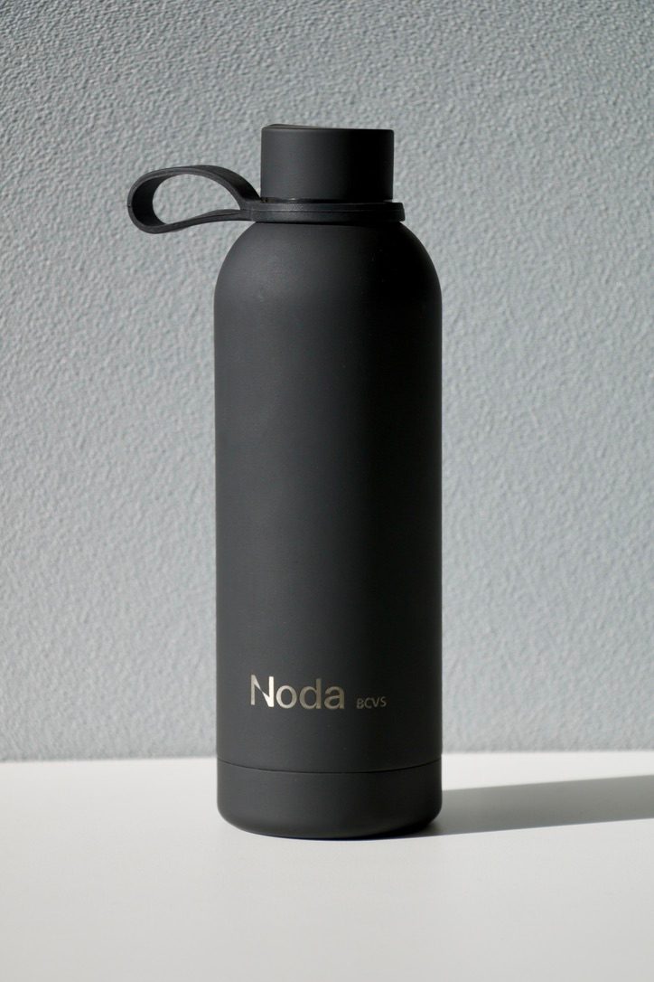 bouteille-isotherme-noda-bcvs Bouteille isotherme noire mate personnalisée Noda BCVS