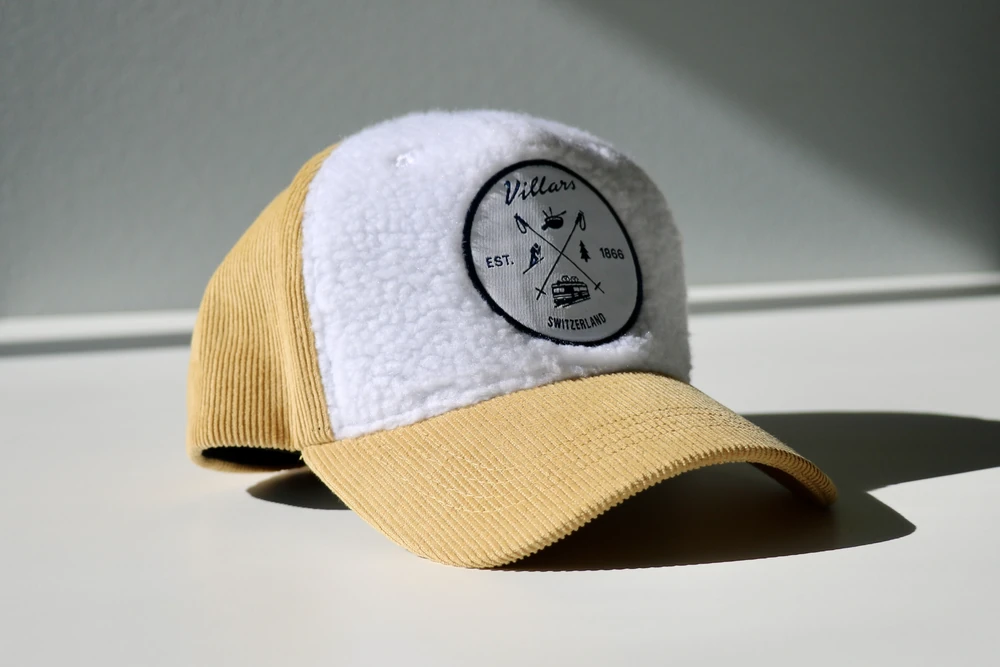 casquette-sherpa-velours-villars Casquette trucker sherpa et velours côtelé personnalisée Villars