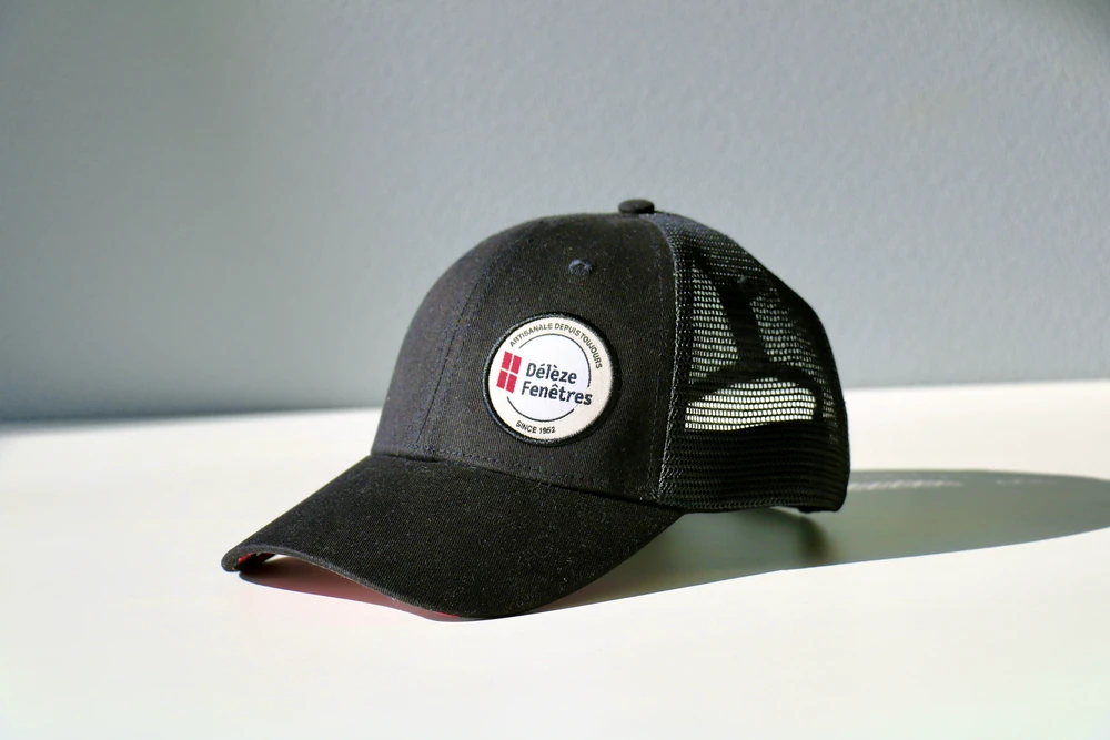 casquette-trucker-deleze-fenetres Casquette trucker noire personnalisée Délèze Fenêtres